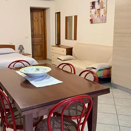 Luciana House أولبيا