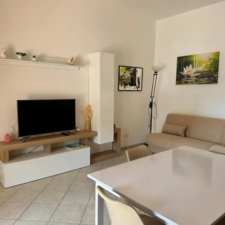 Luciana House